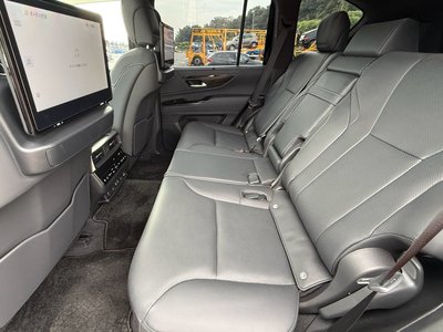 2023 Lexus LX — миниатюра 46