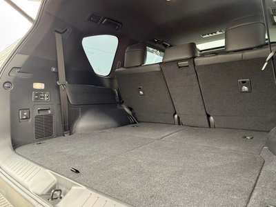 2023 Lexus LX — миниатюра 66