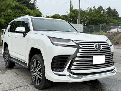 صورة 2 لـ 2023 Lexus LX