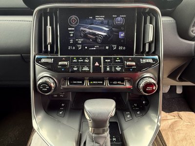 2023 Lexus LX — миниатюра 30