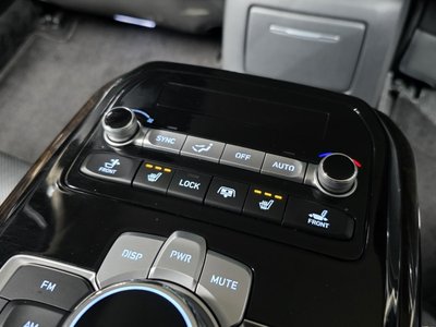 صورة مصغرة 19 لـ 2020 Genesis G90