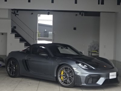 PORSCHE 718 SPYDER - 7