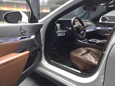 BMW 7 SERIES - 10
