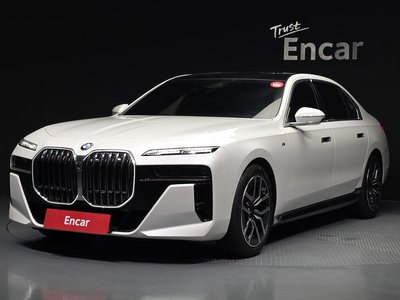BMW 7 SERIES - 1