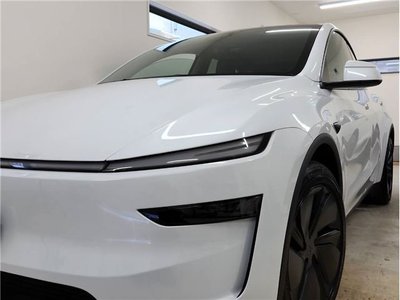 2025 Tesla MODEL Y — миниатюра 35