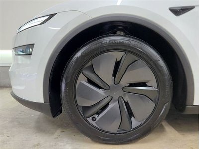 2025 Tesla MODEL Y — миниатюра 38