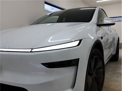 2025 Tesla MODEL Y — миниатюра 36