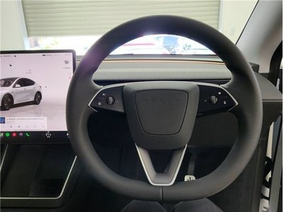 2025 Tesla MODEL Y — миниатюра 11