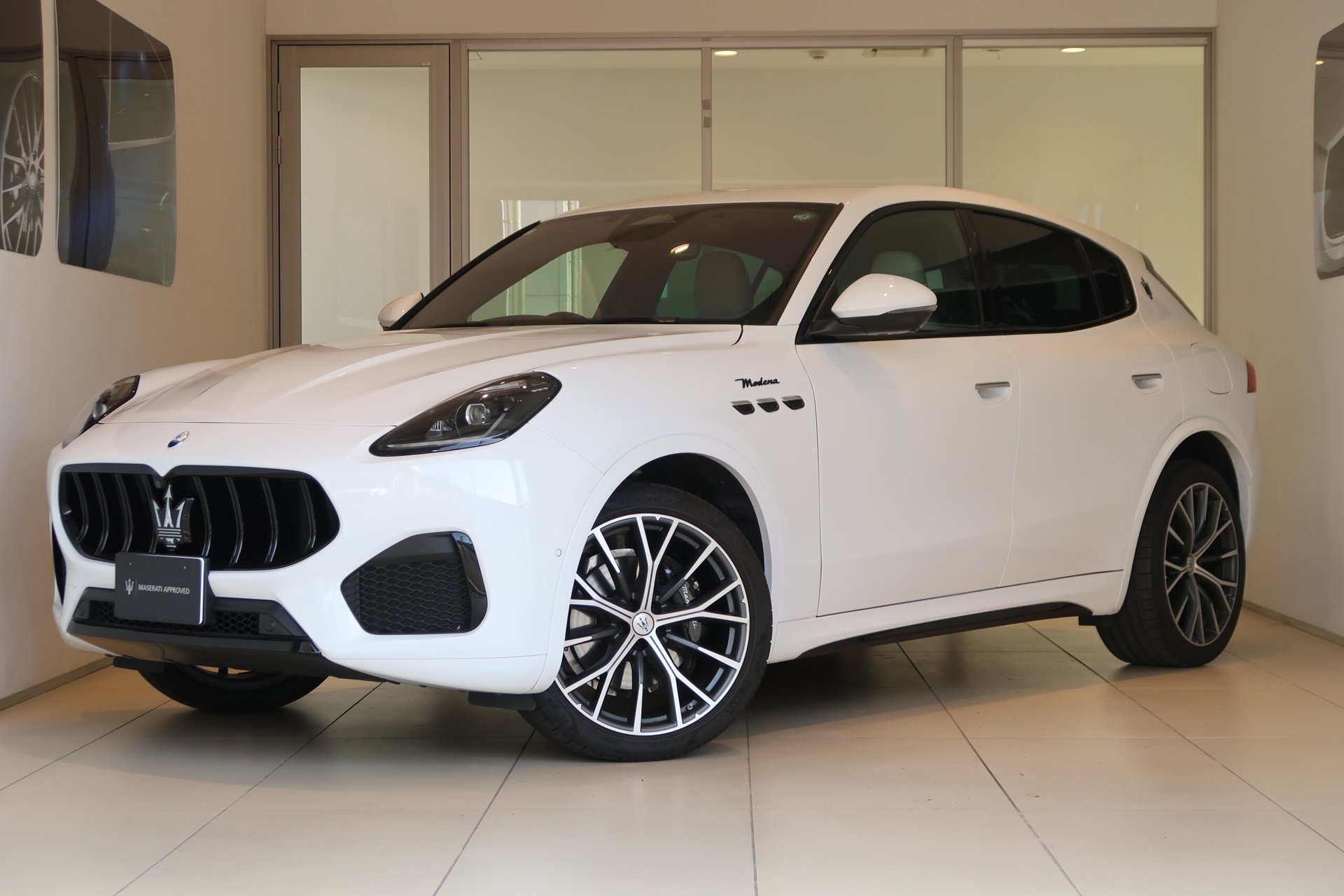 MASERATI GRECALE - View 1