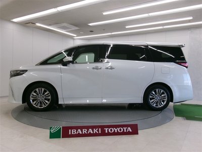 TOYOTA ALPHARD - 2