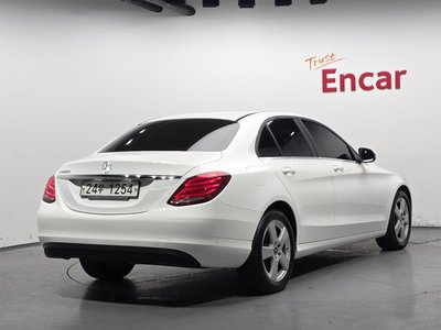 MERCEDES-BENZ C-CLASS - 4