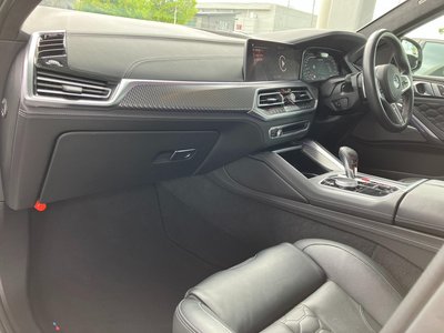 2021 BMW X6 M — миниатюра 76