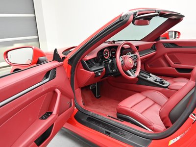 PORSCHE 911 - 10
