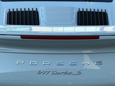 PORSCHE 911 - 9