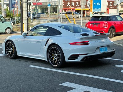 PORSCHE 911 - 6