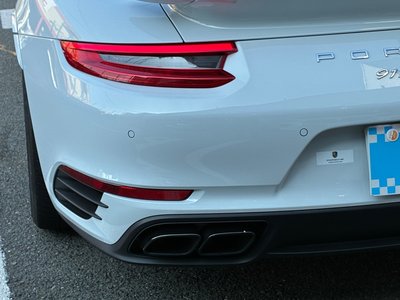 PORSCHE 911 - 8