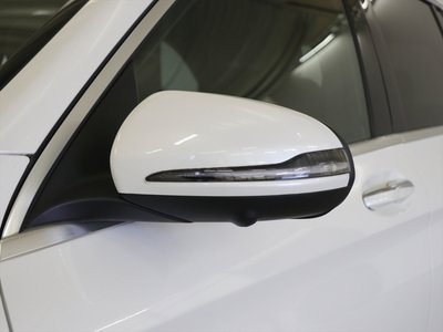 MERCEDES-BENZ GLC - 9