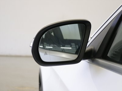 MERCEDES-BENZ GLC - 8