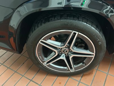 MERCEDES-BENZ GLS - 7