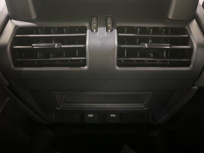صورة مصغرة 65 لـ 2023 LAND Rover DEFENDER