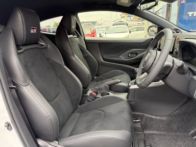 TOYOTA GR YARIS - 8