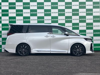 TOYOTA VELLFIRE - 4