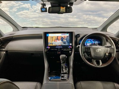 2023 Toyota ALPHARD — фото 2