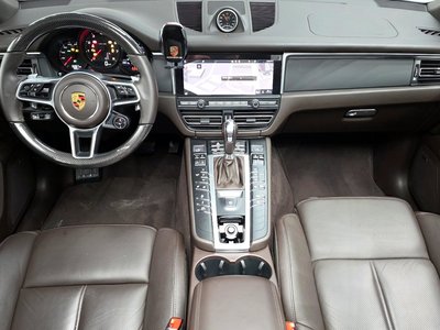 PORSCHE MACAN - 5