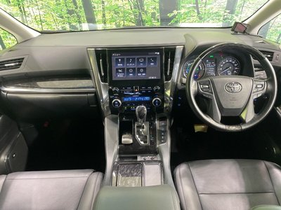 TOYOTA ALPHARD - 2