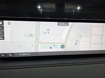 2021 Genesis ELECTRIFIED G80 (RG3) — миниатюра 31