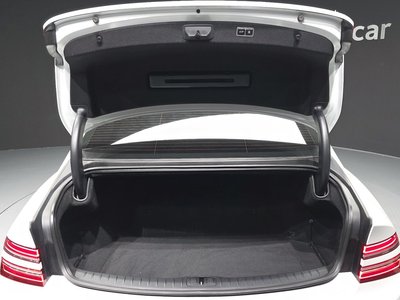 2021 Genesis ELECTRIFIED G80 (RG3) — миниатюра 26