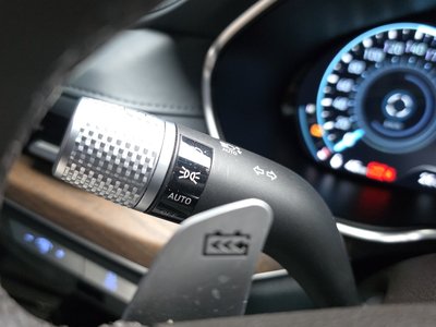 2021 Genesis ELECTRIFIED G80 (RG3) — миниатюра 27