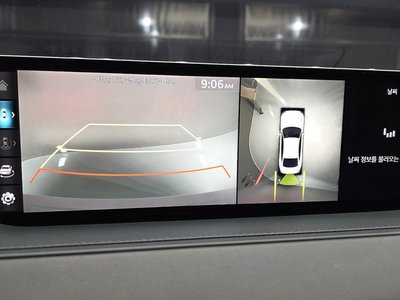 2021 Genesis ELECTRIFIED G80 (RG3) — миниатюра 23