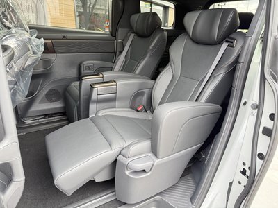 2026 Toyota ALPHARD — миниатюра 56