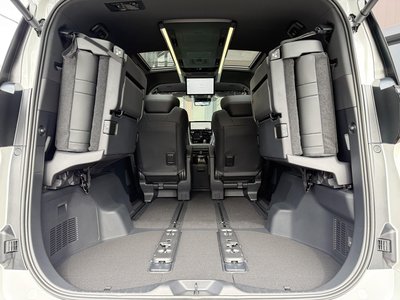 2026 Toyota ALPHARD — миниатюра 69