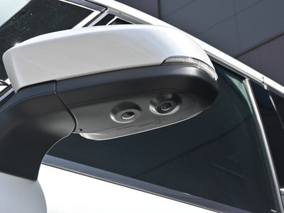 2026 Toyota ALPHARD — миниатюра 12