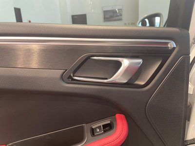 2020 Porsche MACAN 缩略图 46