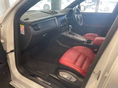 2020 Porsche MACAN 缩略图 30