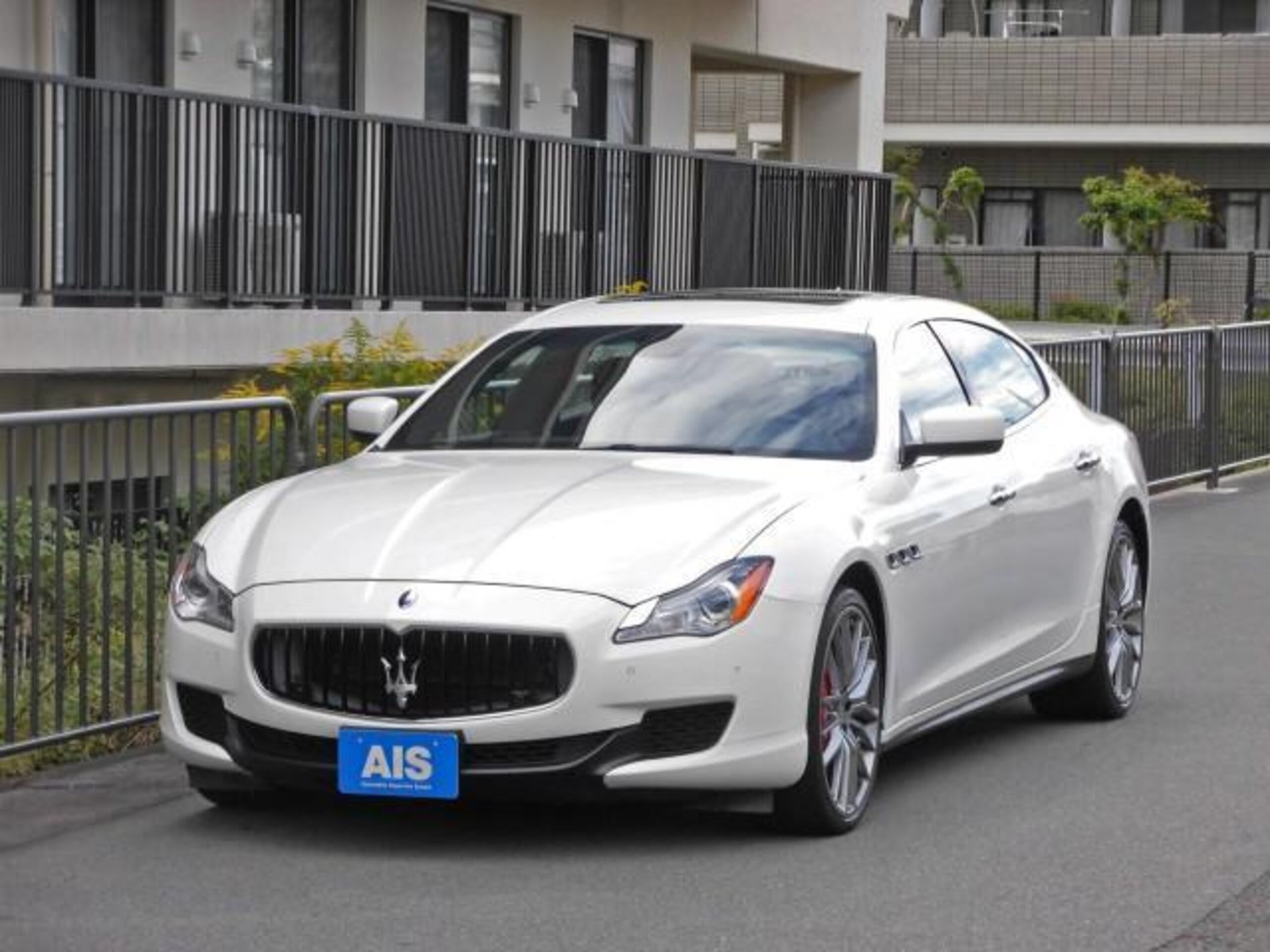 MASERATI QUATTROPORTE - View 1