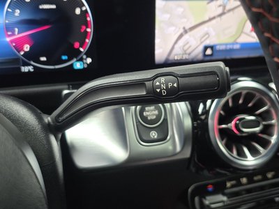 MERCEDES-BENZ GLB - 9