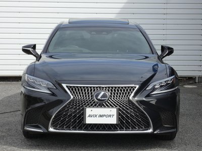 LEXUS LS - 7