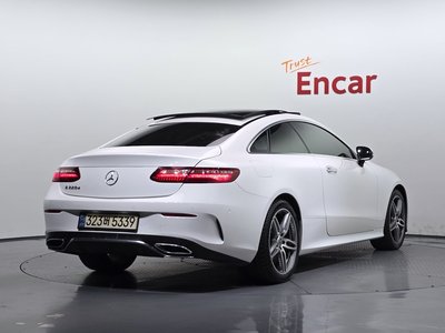 MERCEDES-BENZ E-CLASS - 4