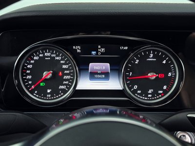 MERCEDES-BENZ E-CLASS - 8