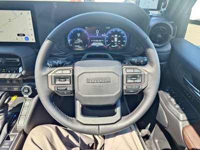 2025 Toyota LAND CRUISER 250 — миниатюра 13