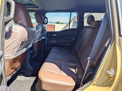 2025 Toyota LAND CRUISER 250 — миниатюра 23