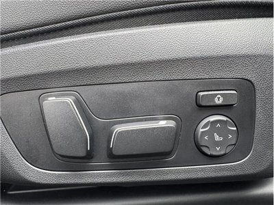صورة مصغرة 33 لـ 2024 BMW 3 SERIES