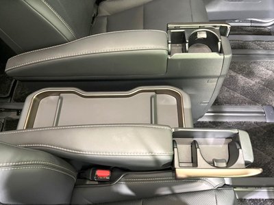 صورة مصغرة 43 لـ 2025 Toyota ALPHARD