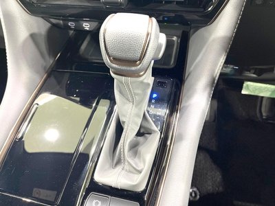 صورة مصغرة 65 لـ 2025 Toyota ALPHARD
