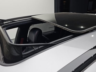 2021 Genesis GV70 — миниатюра 35