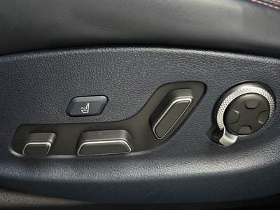 2021 Genesis GV70 — миниатюра 31